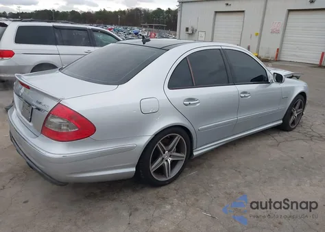 2009 Mercedes-Benz E 63 Amg из США, поврежденный, VIN WDBUF77X39B418497